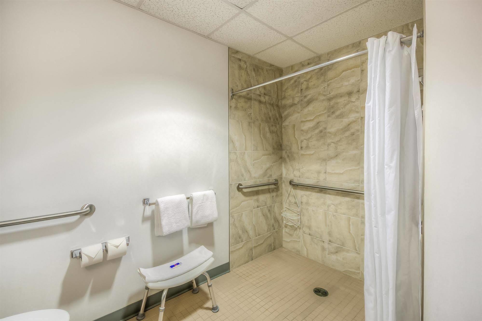 Motel 6-Estevan, Sk Экстерьер фото
