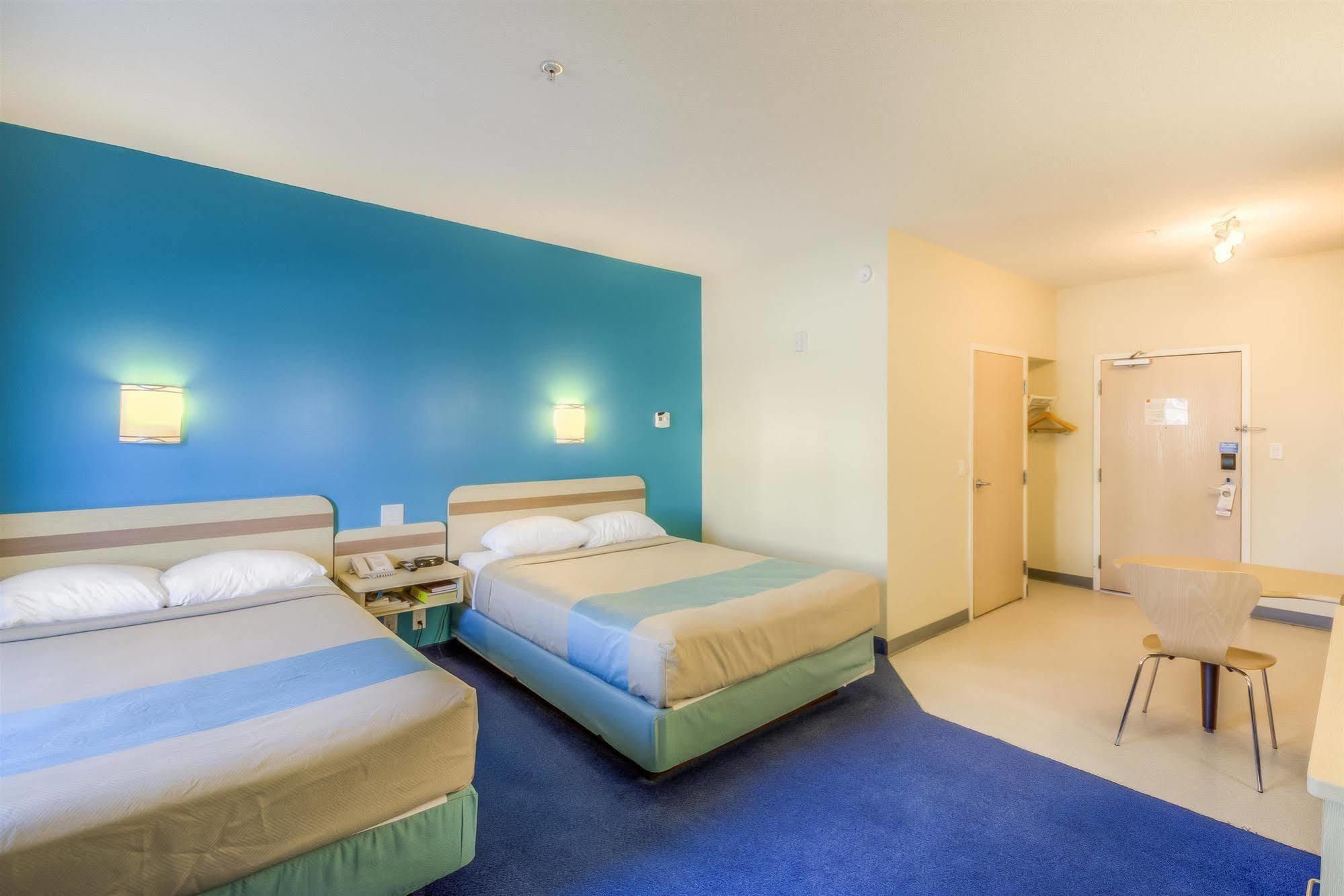 Motel 6-Estevan, Sk Экстерьер фото
